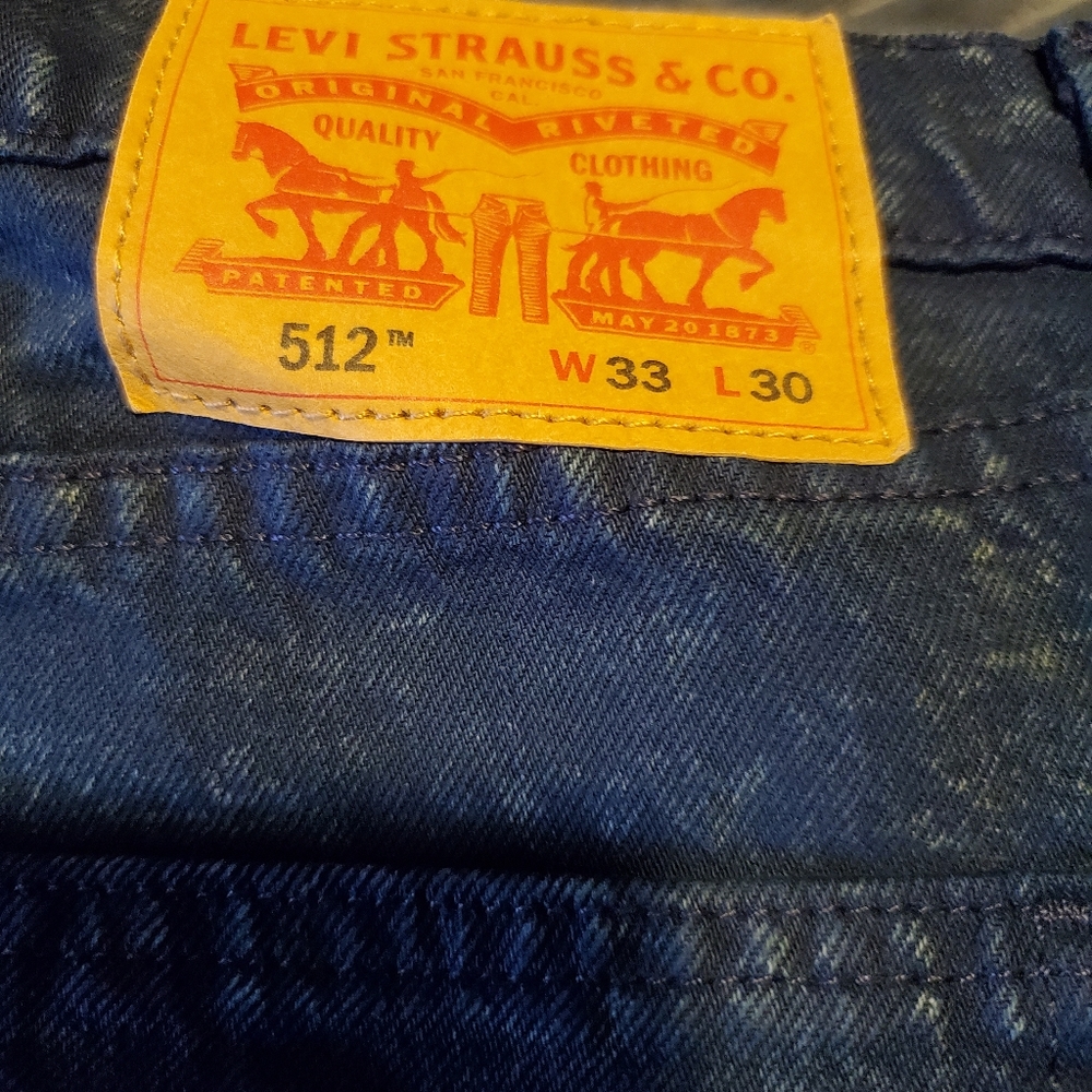 Levi's NWOT size W33 L30